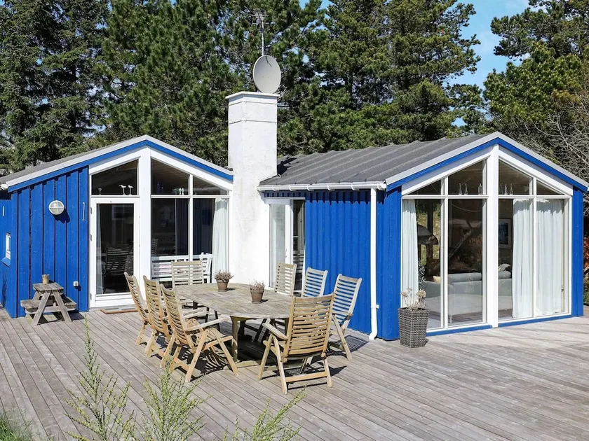Alluring Holiday Home in Jutland by the Sea - Image 1