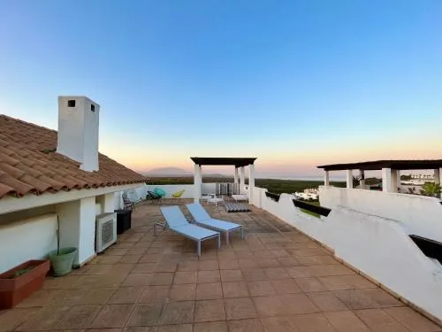 Quiet & Spacious Apt @ Golf Course w Roof Terrace - Image 1