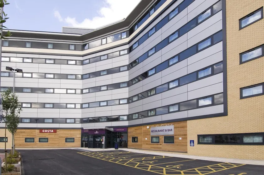 Premier Inn Manchester Airport Runger Lane South - Image 1