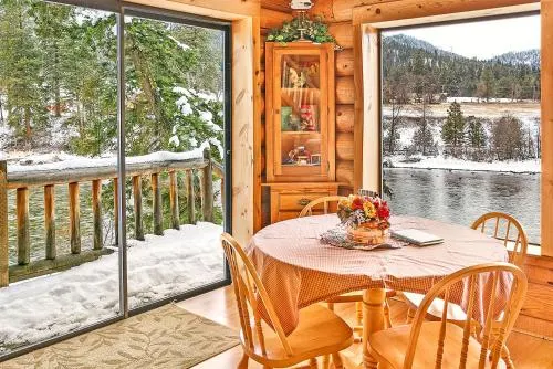 Marie's Cabin - Image 1