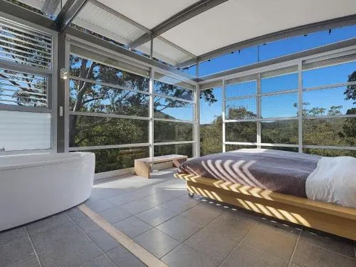 Howes Valley Hideaway - Edge of the Wild - Image 1