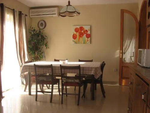 Marina Apartment - Image 1