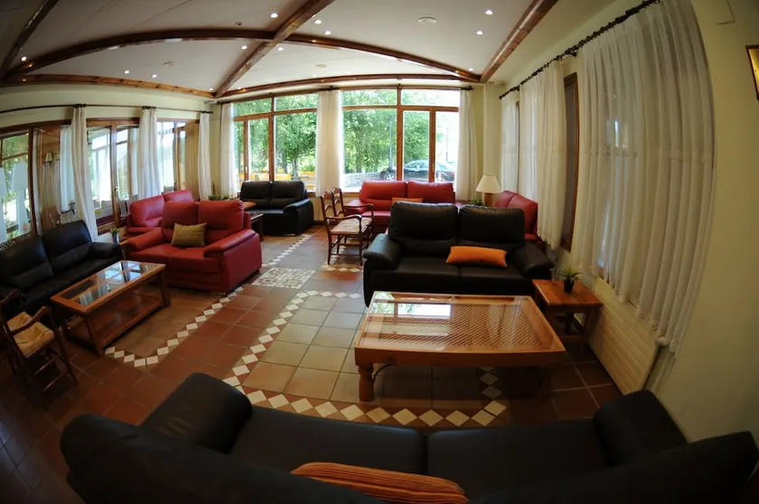 Sno Cerler Edelweiss Hotel - Image 1