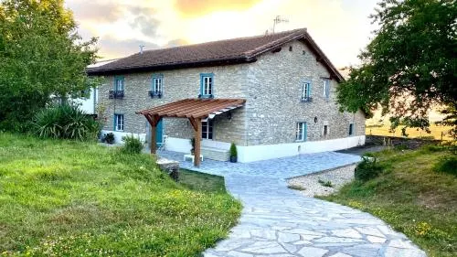 Baserri Ulle Gorri - Image 1