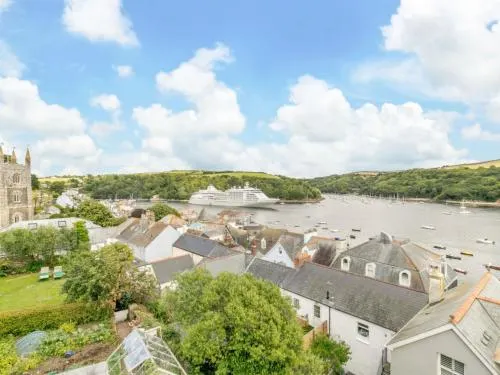 Holiday Home Albert - Image 1