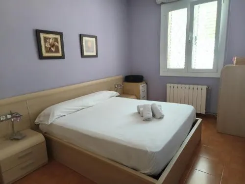 Villa de una planta con piscina ideal familias - Image 1