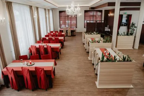 Hotel Restauracja Zacisze - Image 1