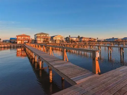Lillybet's Landing - Image 1