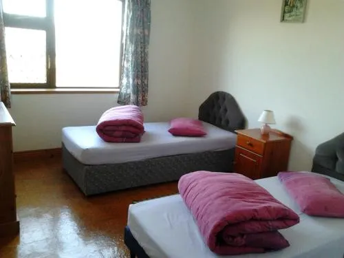 Westland Apartment No. 2 - Image 1