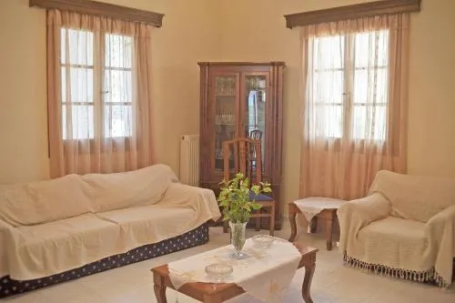 Nick And Angie House - Image 1