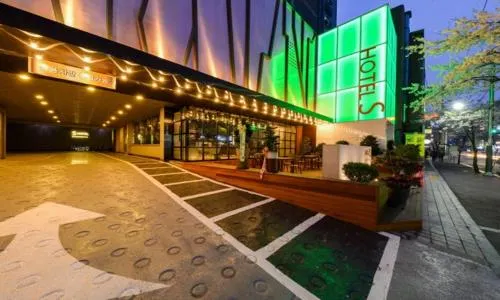 Life Style S Hotel - Image 1