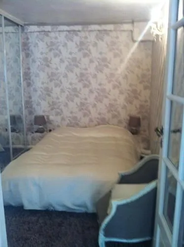 Magnifique Appartement dans Hotel Particulier Monument Historique - Image 1