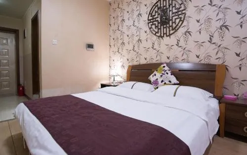 Saga Hotel Kunming - Image 1