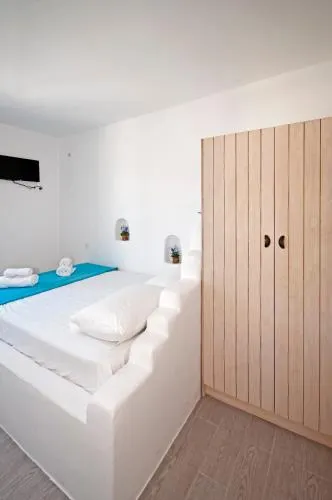 Marina's House - Image 1