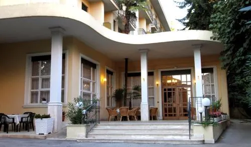 Hotel Reale - Image 1