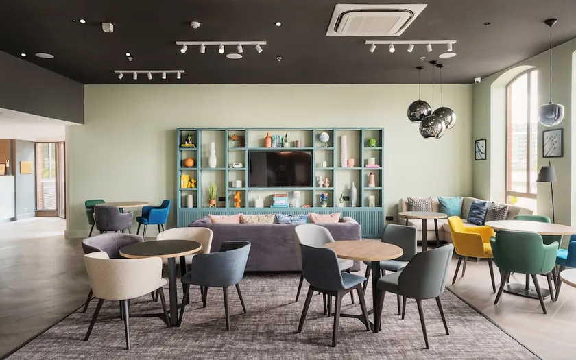 Holiday Inn Lincoln by IHG - Image 1