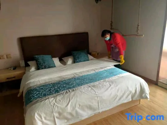 Fengchao Apartment - Image 1