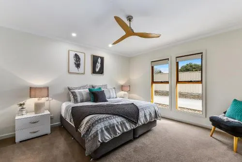 Accommodation on Lansell 2 - Image 1