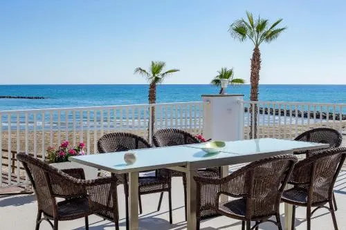 Villa Seaside - Image 1