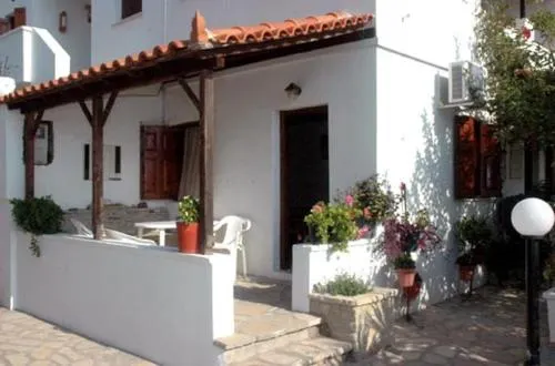 Villa Katina Apartments - Image 1