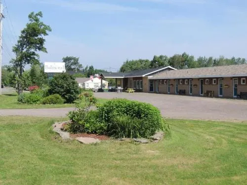 Balmoral Motel - Image 1
