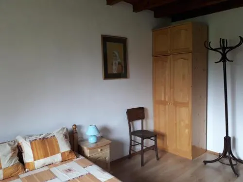 Guest House Yana - Image 1