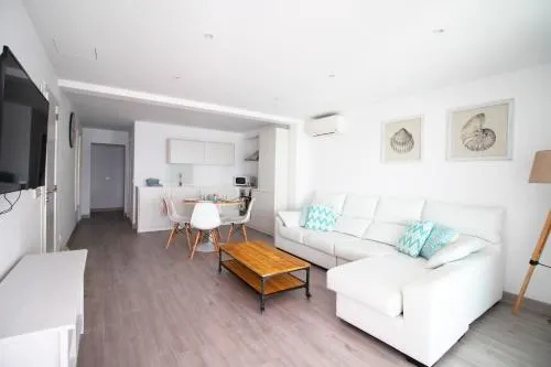 Apartaments Es Port - Image 1