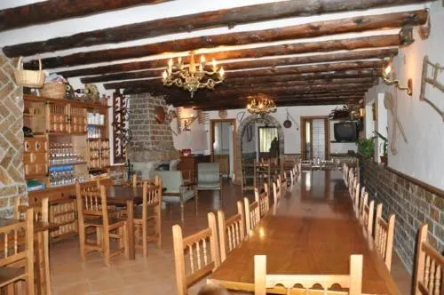 Apartamentos Albarcas - Image 1