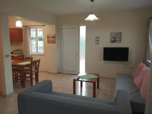 House Near The Sea - Image 1