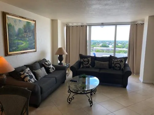 Ocean Beach Condo 3BR On the Sand 911 - Image 1