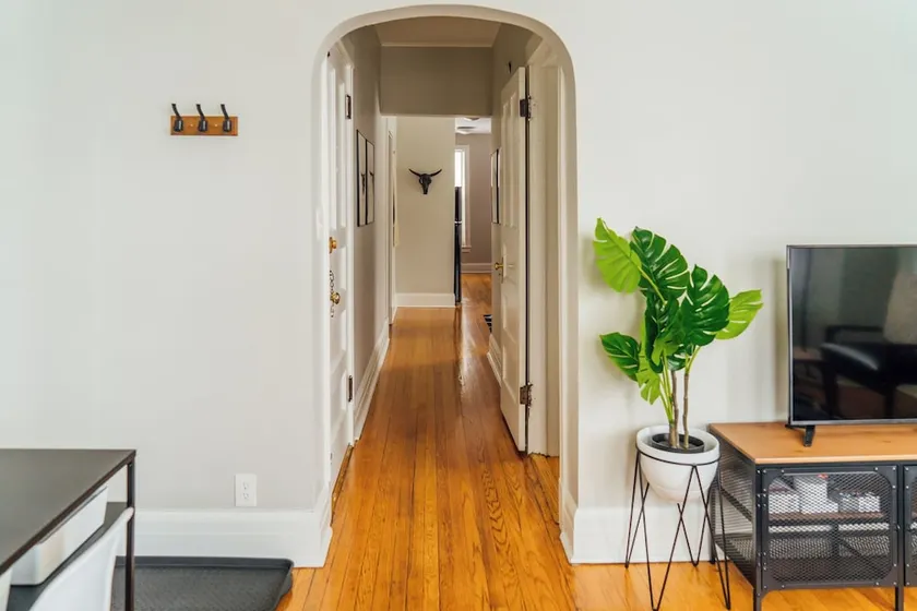 2BR Apt Furnished - Grace 11-1 - Image 1