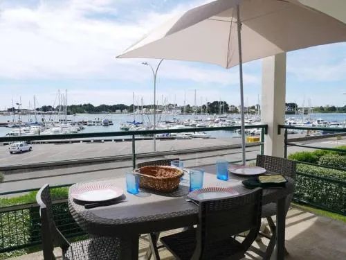 Apartment Appartement dans résidence avec piscine proche port - Image 1