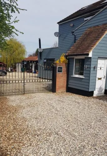 Ottleys - Image 1