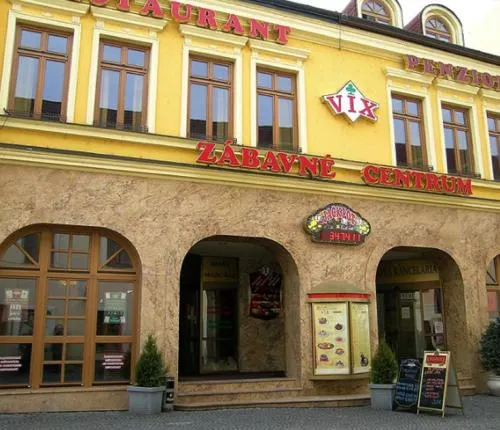 Vix Restaurant - Image 1