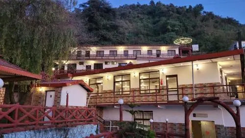 Ceyone Hotels - Image 1