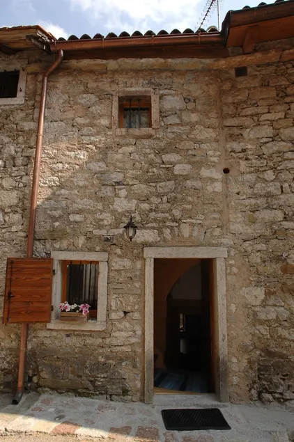 Albergo Diffuso Valcellina e Val Vajont in Erto - Image 1