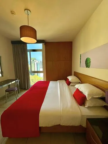 Port View Hotel - Image 1