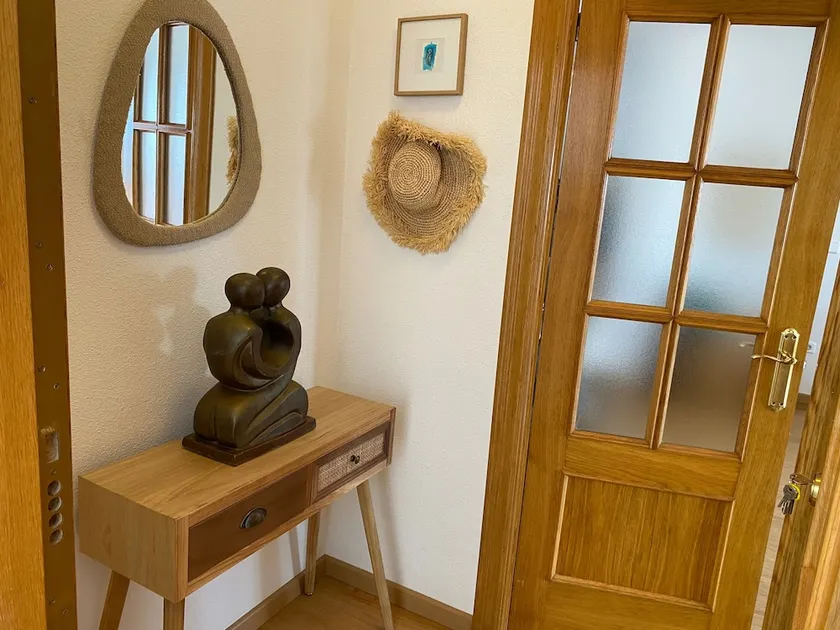 3bed Penthouse With Large Terrace & Sea View - Image 1