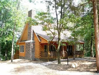 A_above_the_river_cabin - Image 1