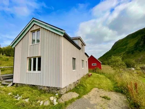 Vevika Lofoten - Image 1