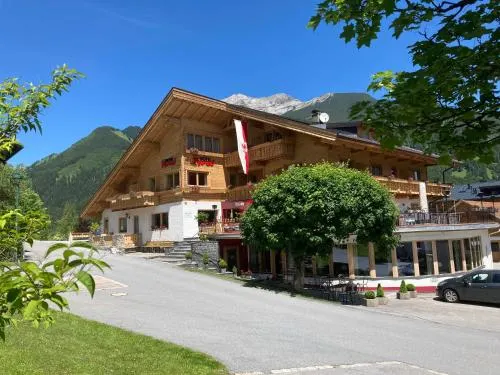 Hotel Tyrol - Image 1