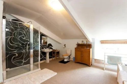 Helsett Farmhouse - Image 1