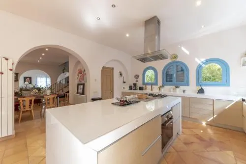 Casa Colonial Sitges Hills - Image 1