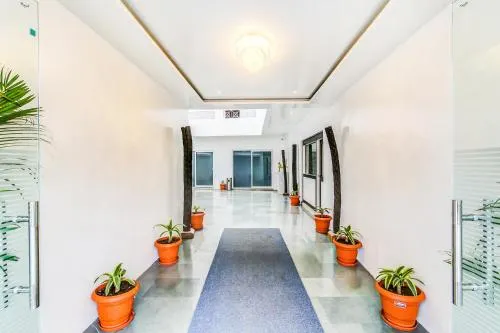 FabExpress Raj Plaza - Image 1