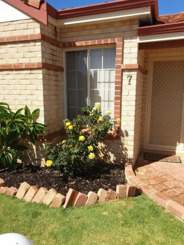 Beachside Retreat 2 - Image 1