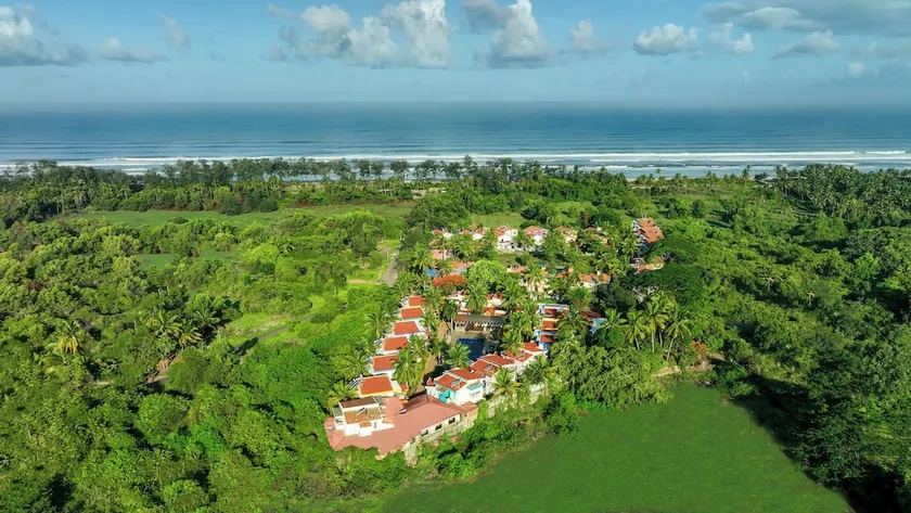 Regenta Resort Varca Beach - Image 1