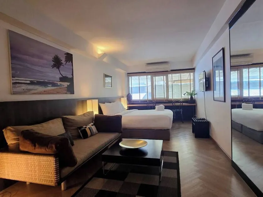 Somewhere to Escape - Hometel - Image 1