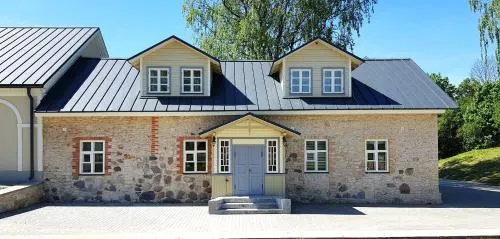 Pajusi Kulalistemaja - Image 1