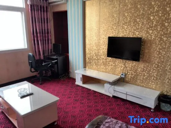Jinqiao Hotel - Image 1