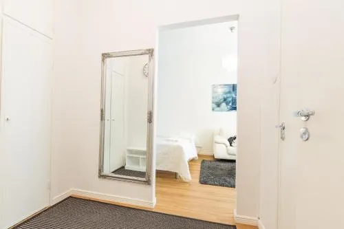 Go Happy Home Apartments - Image 1